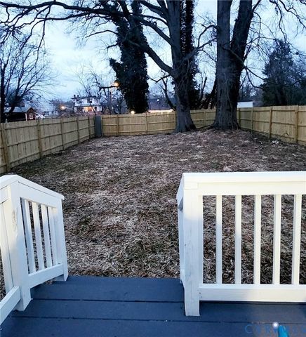 1027 Farmer St, Petersburg, VA 23803