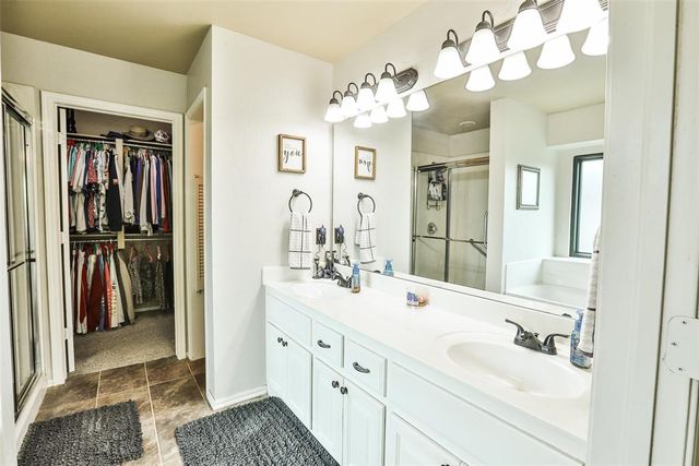 1301 SW 121st Place, Oklahoma City, OK 73170