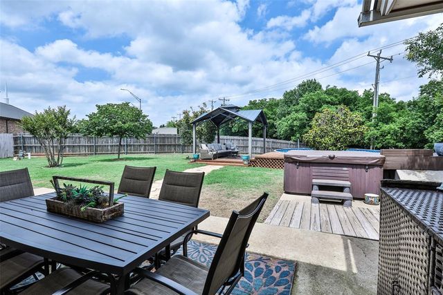 1301 SW 121st Place, Oklahoma City, OK 73170