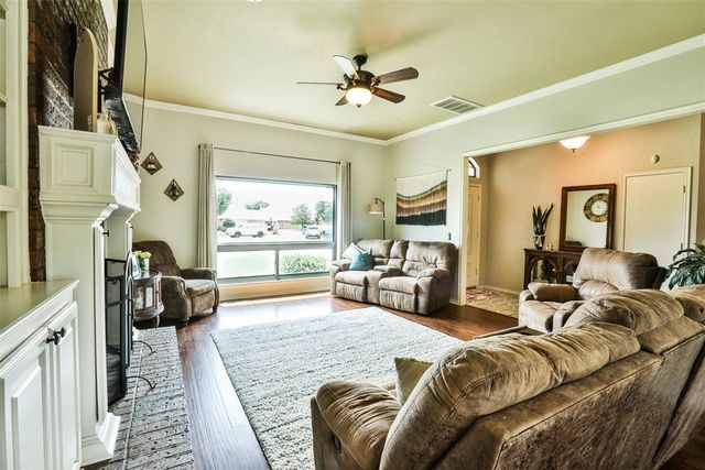 1301 SW 121st Place, Oklahoma City, OK 73170
