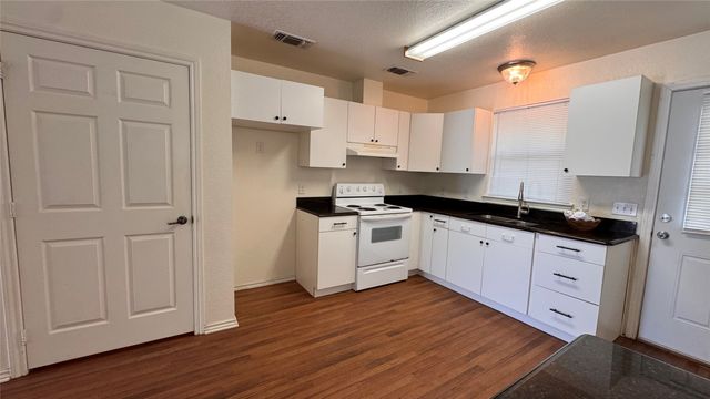 3203 Echo Trail, Granbury, TX 76049