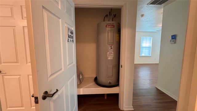 3203 Echo Trail, Granbury, TX 76049