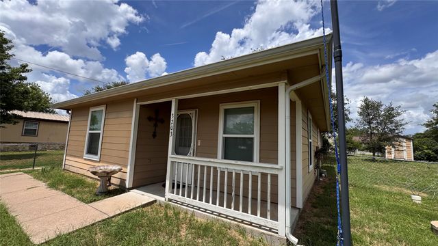 3203 Echo Trail, Granbury, TX 76049