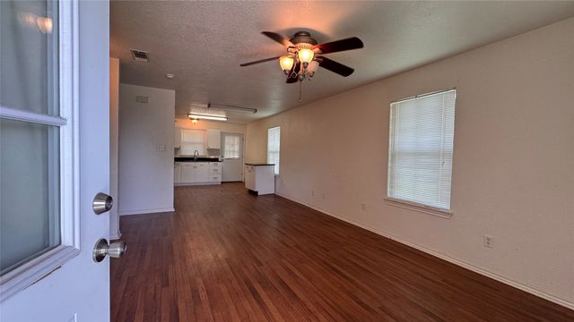 3203 Echo Trail, Granbury, TX 76049