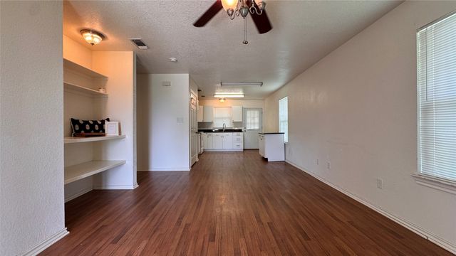 3203 Echo Trail, Granbury, TX 76049