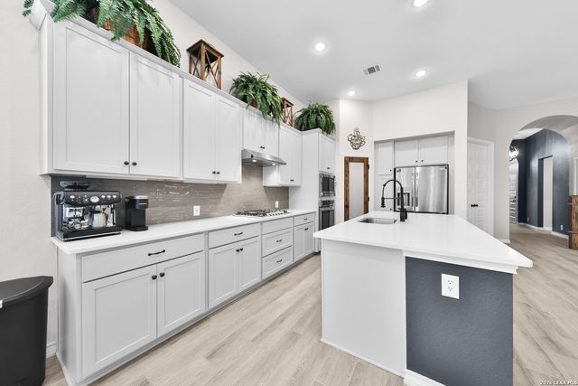 1602 BUCKNER PL, San Antonio, TX 78253