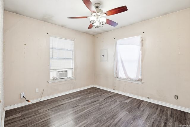 131 Willee, San Antonio, TX 78228