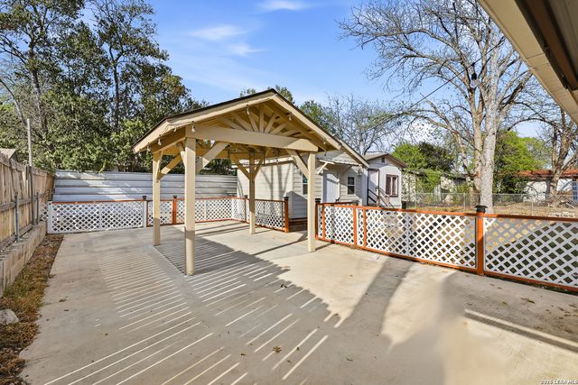 131 Willee, San Antonio, TX 78228