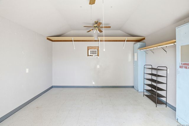 131 Willee, San Antonio, TX 78228