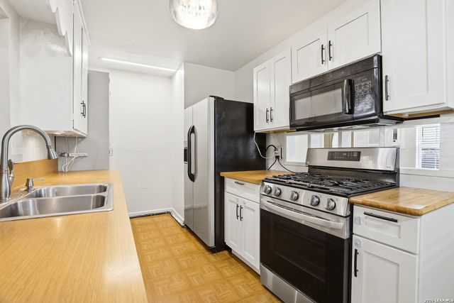 131 Willee, San Antonio, TX 78228