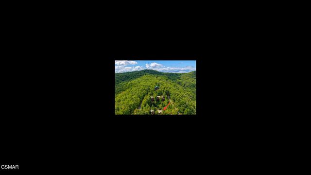 2251 Upper Middle Creek #11 Road, Sevierville, TN 37876
