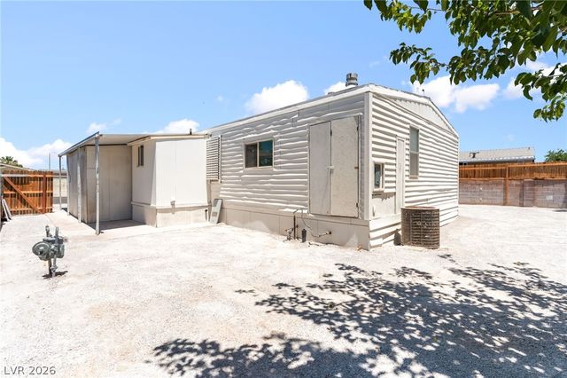 6437 Delphinium Avenue, Las Vegas, NV 89108