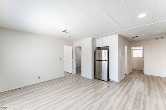 6437 Delphinium Avenue, Las Vegas, NV 89108