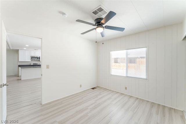 6437 Delphinium Avenue, Las Vegas, NV 89108