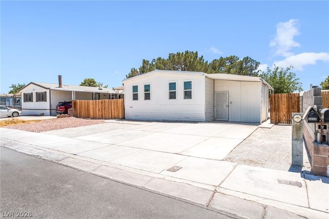 6437 Delphinium Avenue, Las Vegas, NV 89108
