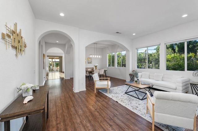 688 Sandra Lane, El Cajon, CA 92019