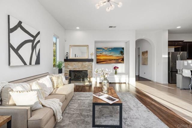 688 Sandra Lane, El Cajon, CA 92019