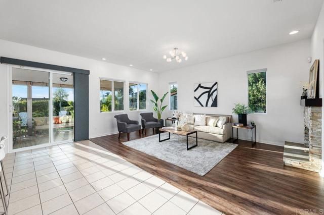 688 Sandra Lane, El Cajon, CA 92019