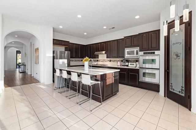 688 Sandra Lane, El Cajon, CA 92019