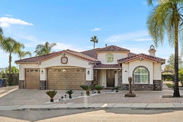 688 Sandra Lane, El Cajon, CA 92019