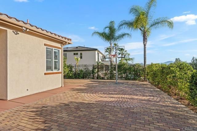 688 Sandra Lane, El Cajon, CA 92019