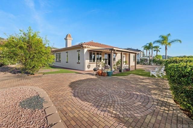 688 Sandra Lane, El Cajon, CA 92019