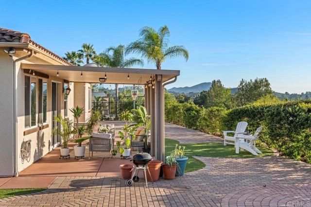 688 Sandra Lane, El Cajon, CA 92019