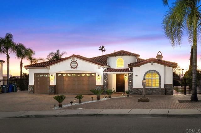 688 Sandra Lane, El Cajon, CA 92019