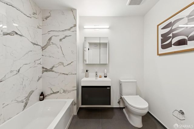 988 Harrison Street CJ7, San Francisco, CA 94107