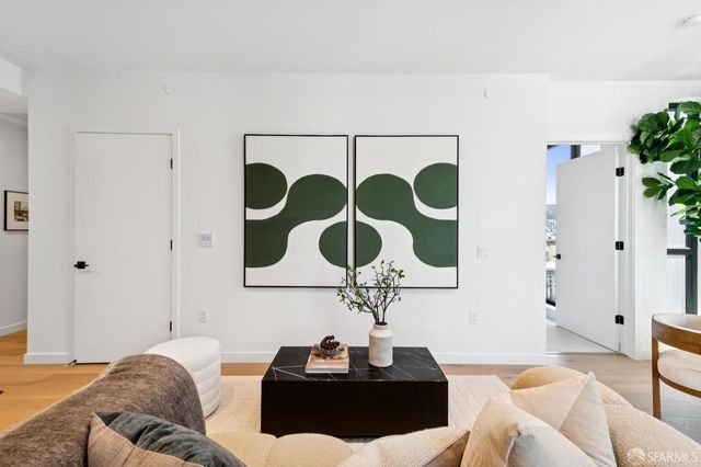 988 Harrison Street CJ7, San Francisco, CA 94107