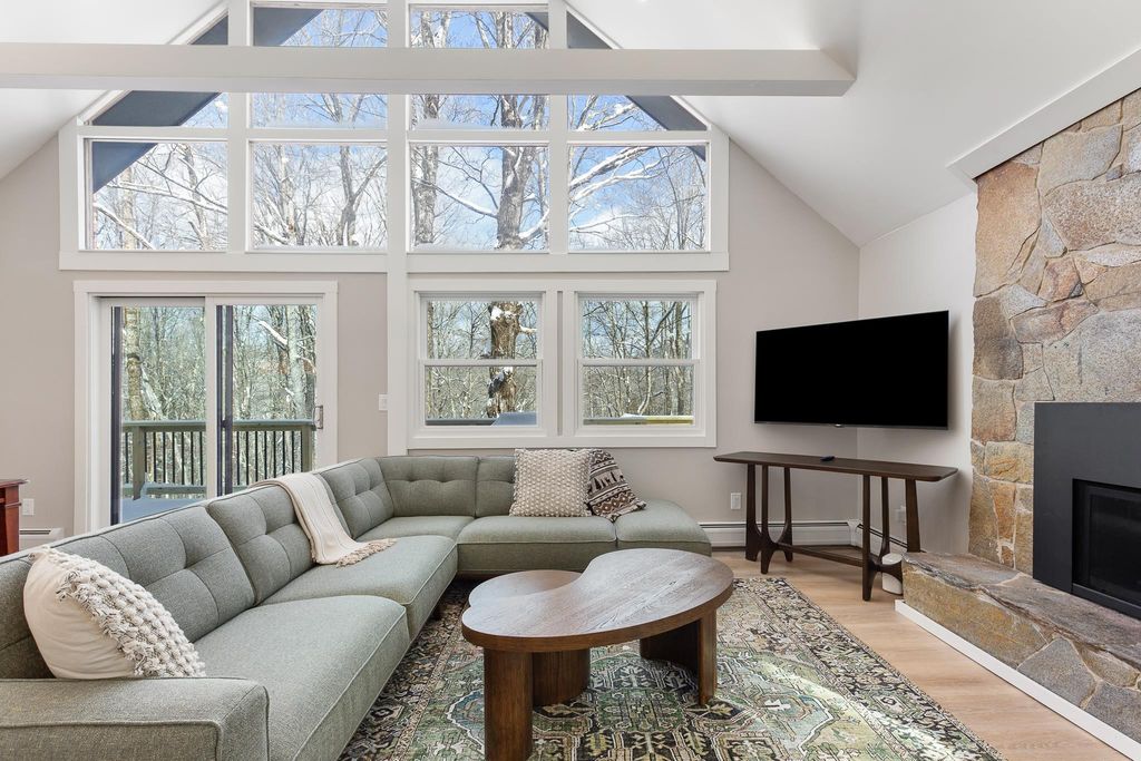 373 Tanglewood Drive, Killington, VT 05751