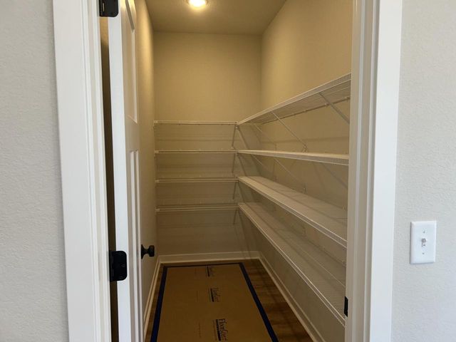 1111 Mt. Vernon DRIVE, Hartford, WI 53027