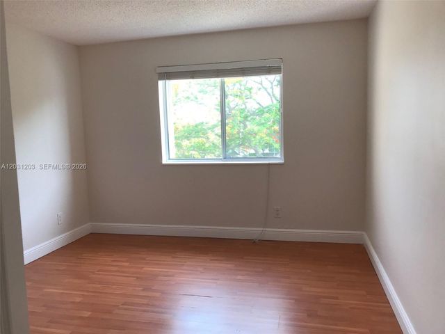 15780 SW 106th Terrace 306, Miami, FL 33196