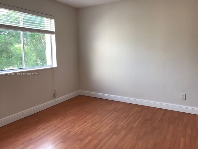 15780 SW 106th Terrace 306, Miami, FL 33196