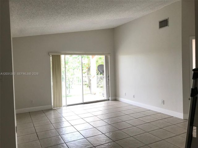 15780 SW 106th Terrace 306, Miami, FL 33196