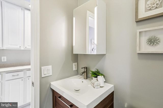 15 RITCHIE AVE, Silver Spring, MD 20910