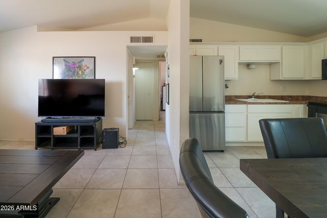 6711 W OSBORN Road 5, Phoenix, AZ 85033