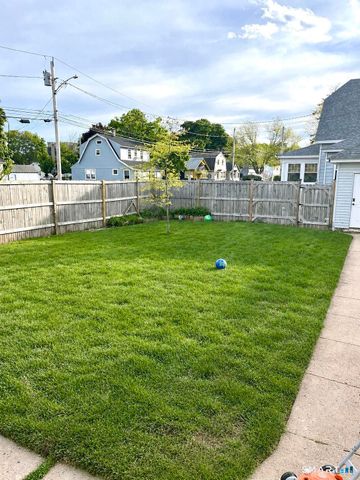 102 Peck Avenue, West Haven, CT 06516