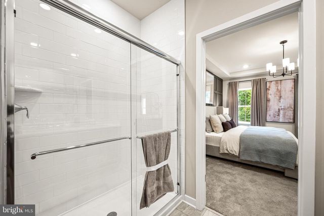 551 ARROWGRASS LN, New Castle, DE 19720