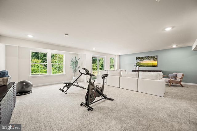 551 ARROWGRASS LN, New Castle, DE 19720