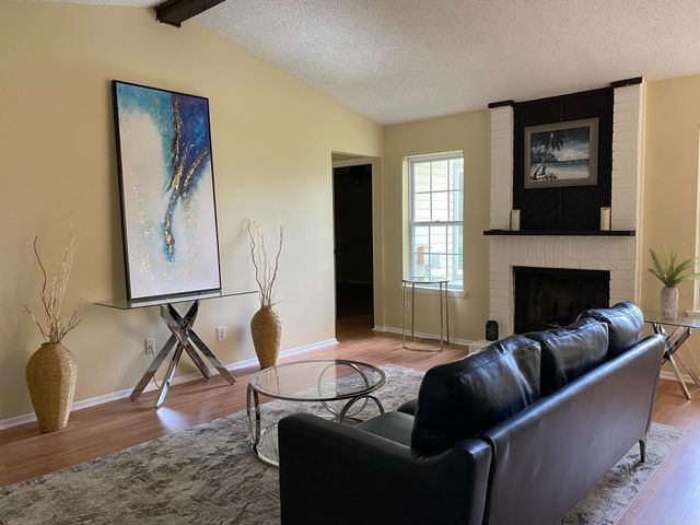 1407 Cleveland, Little Rock, AR 72204