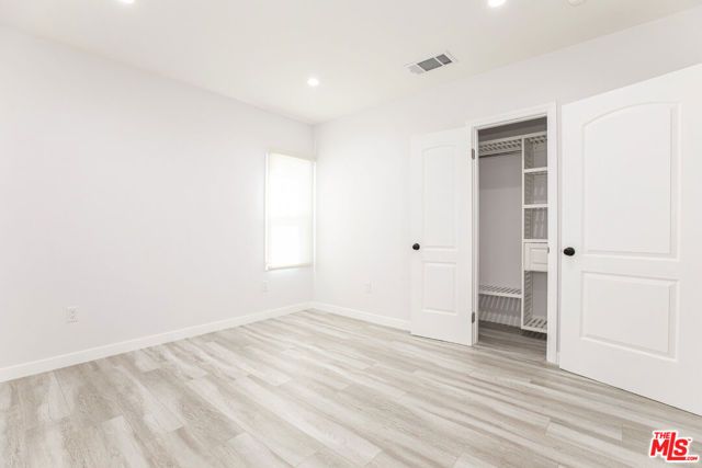 715 S Lake Street, Burbank, CA 91502