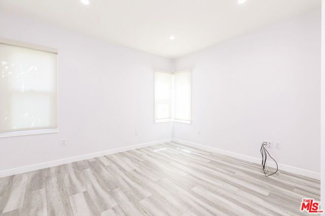 715 S Lake Street, Burbank, CA 91502