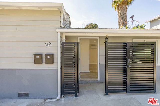 715 S Lake Street, Burbank, CA 91502
