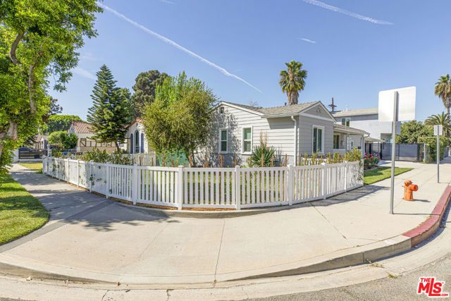 715 S Lake Street, Burbank, CA 91502