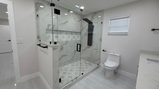 2521 NE 45th Street, Lighthouse Point, FL 33064
