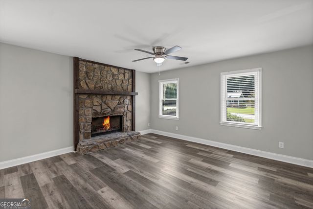 164 Dials Drive, Woodstock, GA 30188
