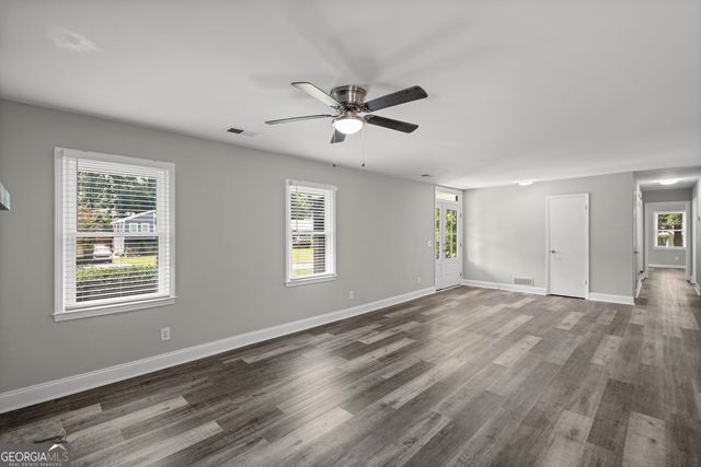 164 Dials Drive, Woodstock, GA 30188