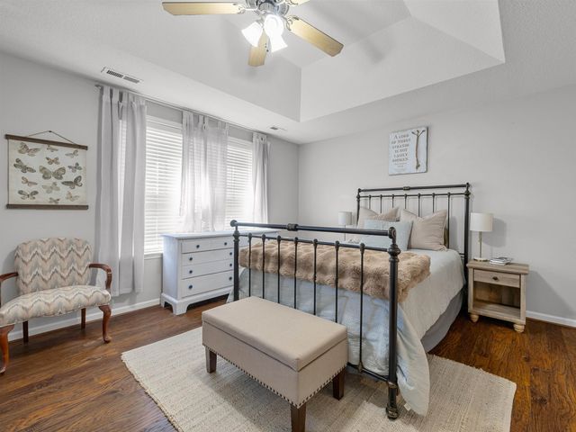 15 Camrose Drive, Greer, SC 29651