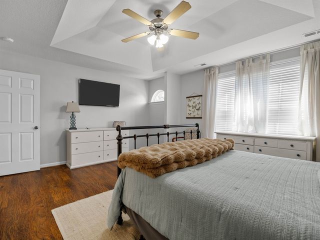 15 Camrose Drive, Greer, SC 29651